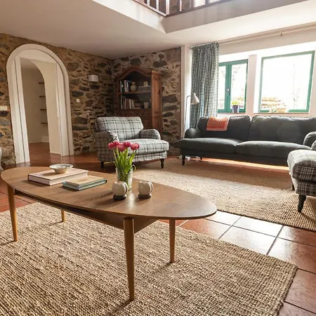 Casa Regueiras بيت للعطل *